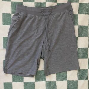 Men’s Lululemon Linerless 9” shorts